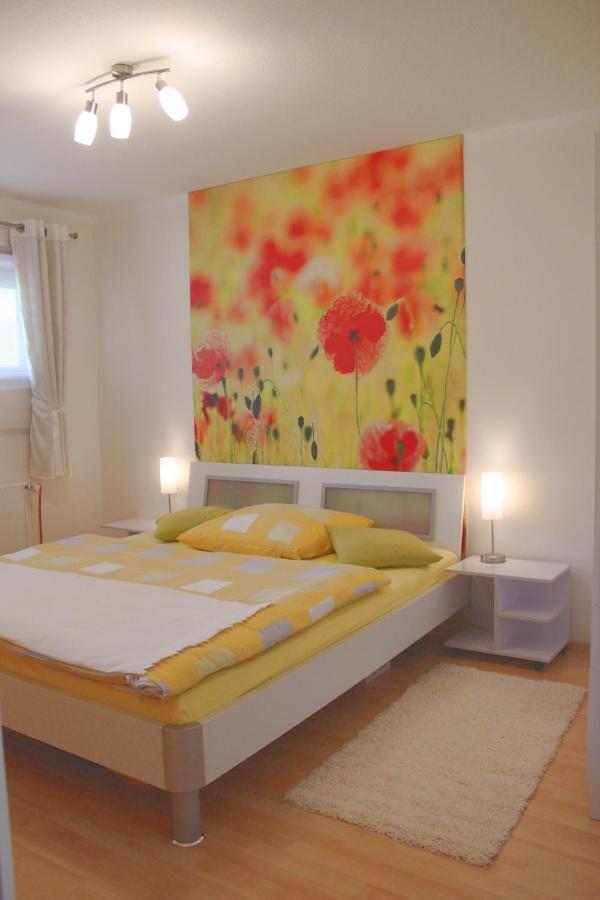 Ferienwohnung Mohnwiese Und Blumenwiese Вилинген Екстериор снимка